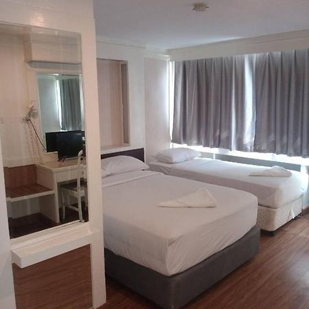 Royal Garden Home Hotel Bangkok Kültér fotó