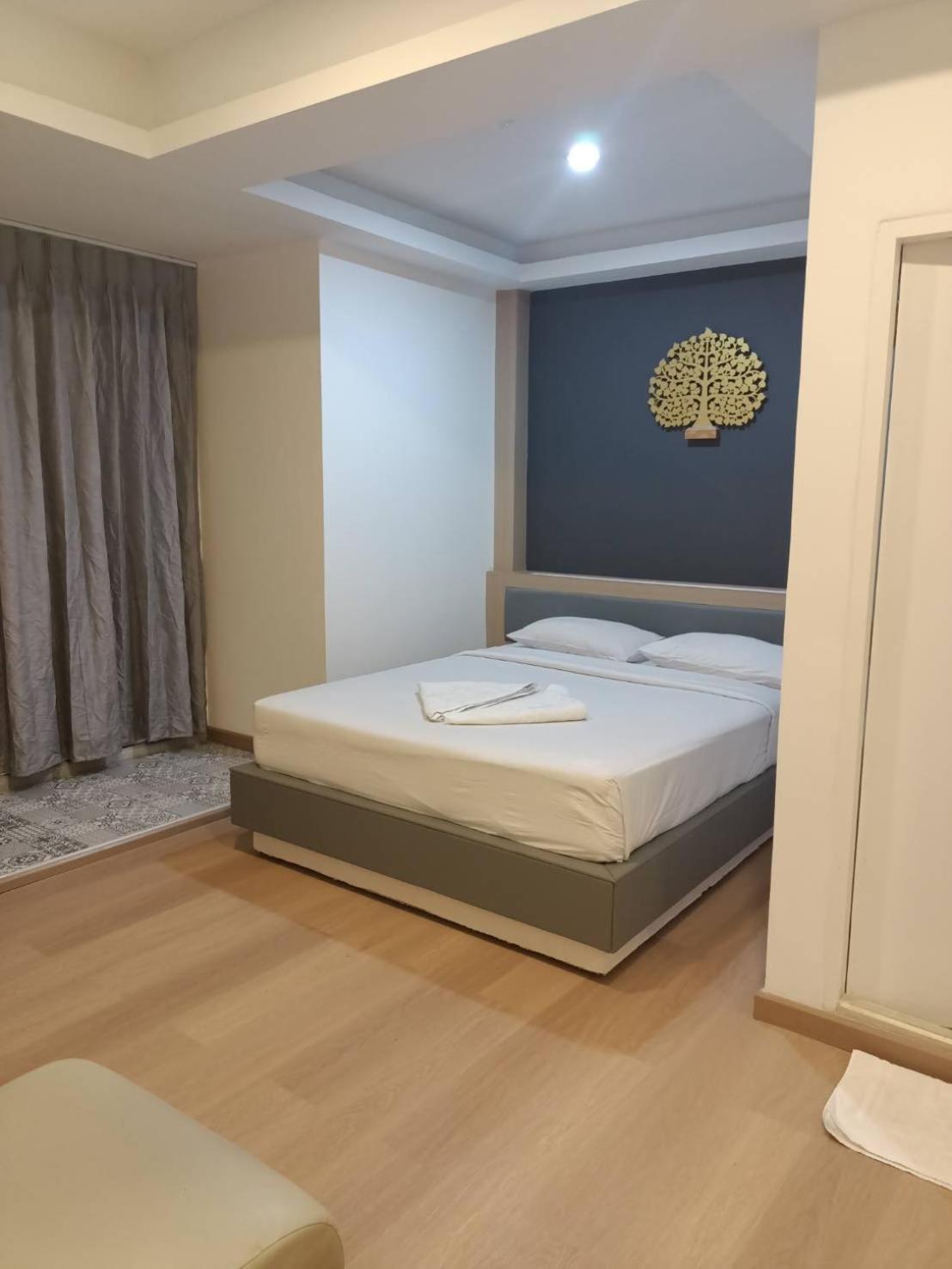 Royal Garden Home Hotel Bangkok Kültér fotó