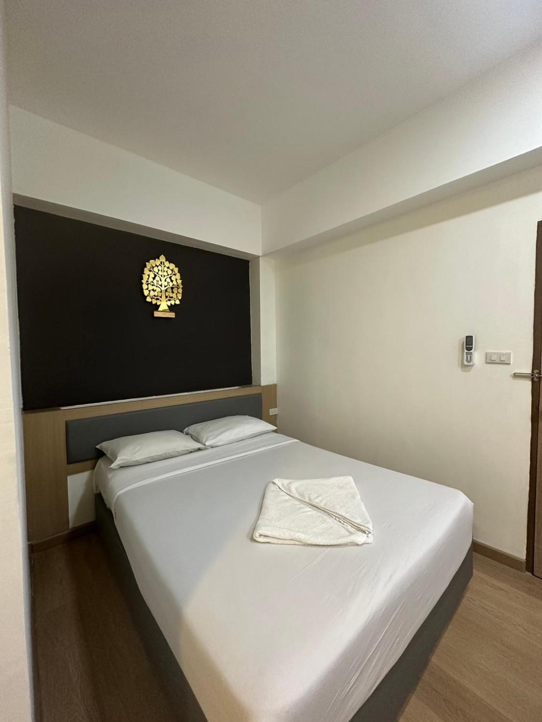 Royal Garden Home Hotel Bangkok Kültér fotó