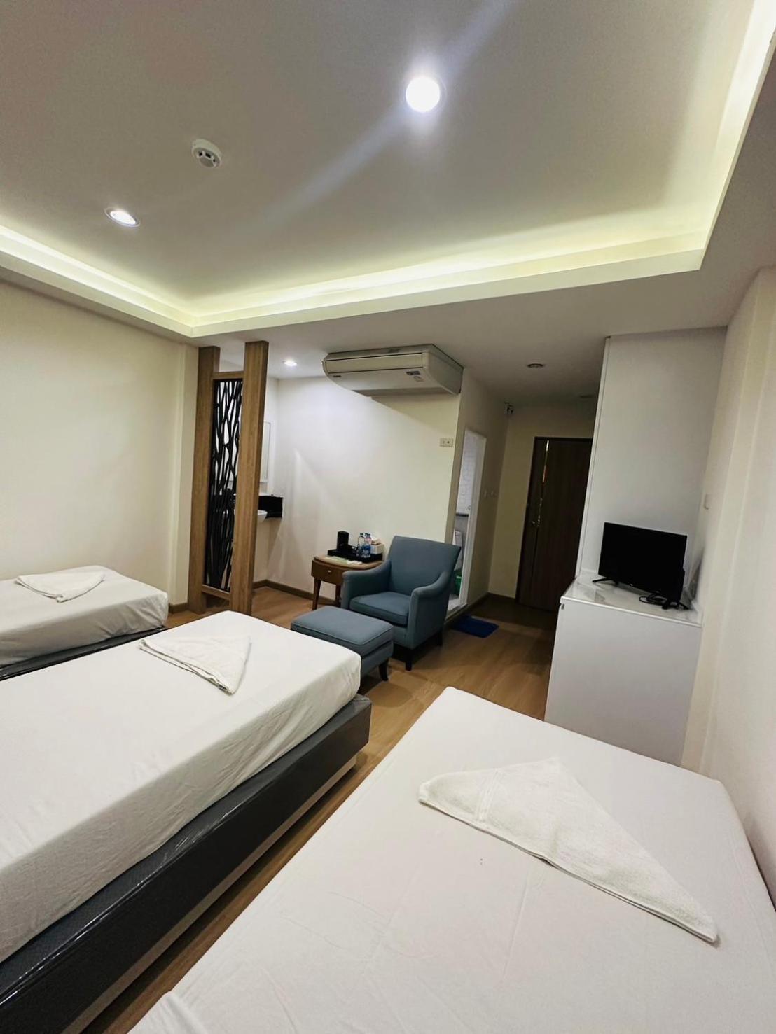 Royal Garden Home Hotel Bangkok Kültér fotó