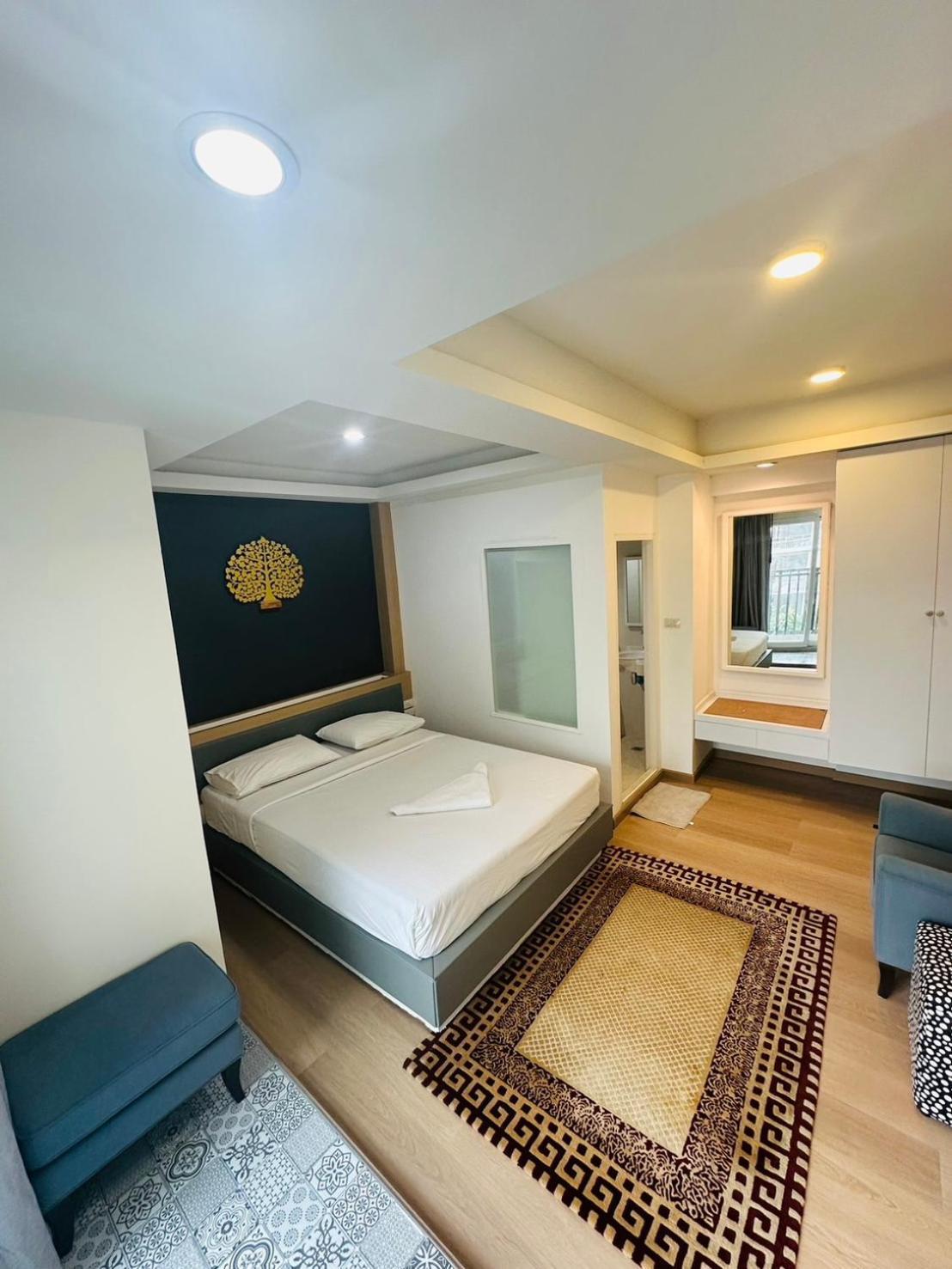 Royal Garden Home Hotel Bangkok Kültér fotó